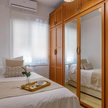 Apartment Living4malaga Ollerias Centre
